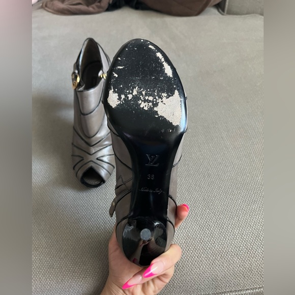 Louis Vuitton Bootie Peep Toe Heels size 38 - Picture 7 of 7